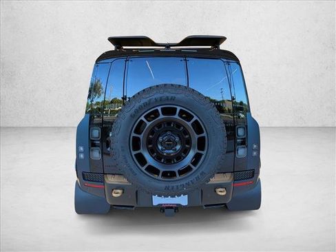 New 2026 Land Rover Defender 110 OCTA image 8