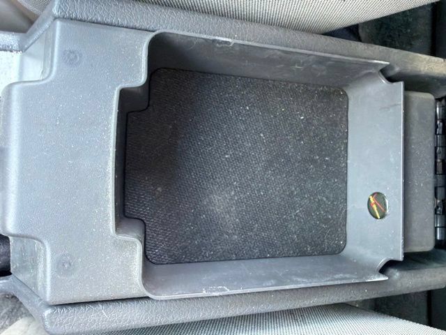 Used 2010 Ford Fusion S FWD image 29
