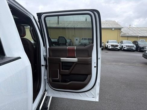 Used 2022 Ford F350 King Ranch w/ Chrome Package AWD/4WD image 47