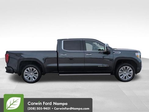 Used 2022 GMC Sierra 1500 Denali w/ Denali Reserve Package AWD/4WD image 2