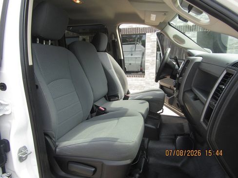 Used 2016 RAM 5500 Tradesman AWD/4WD image 17