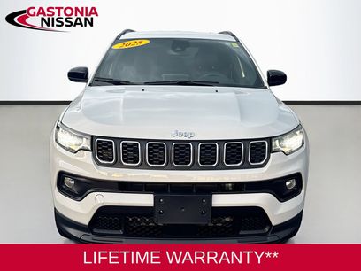Used 2025 Jeep Compass Latitude