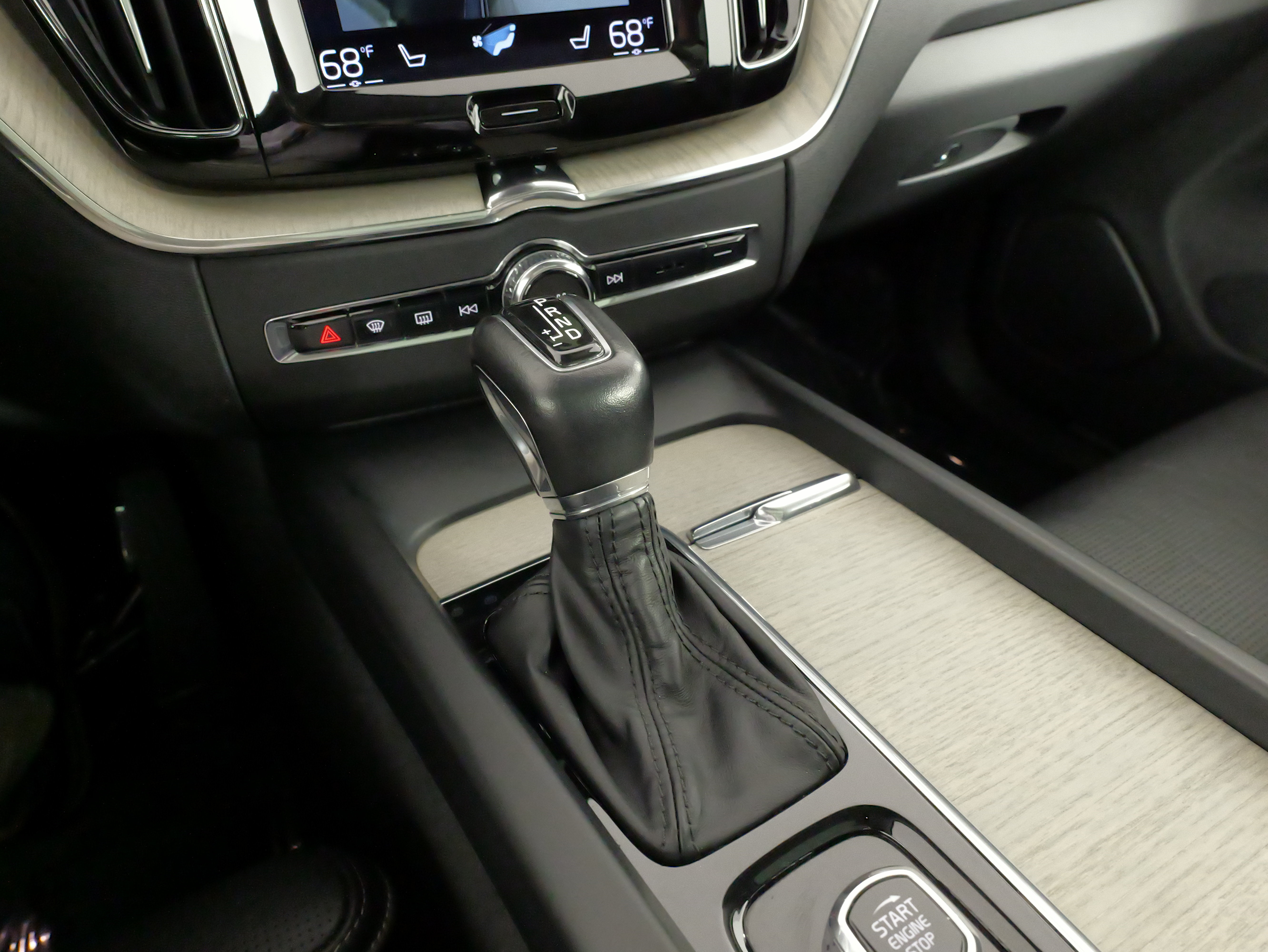 Used 2021 Volvo XC60 T6 Inscription w/ Advanced Package AWD/4WD image 57