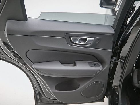 New 2026 Volvo XC60 B5 Plus w/ Protection Package Premier image 20