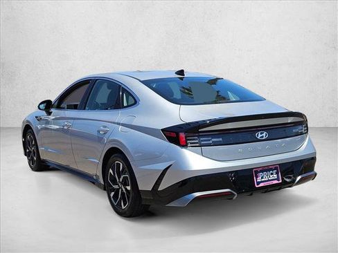 Certified 2024 Hyundai Sonata SEL FWD image 16