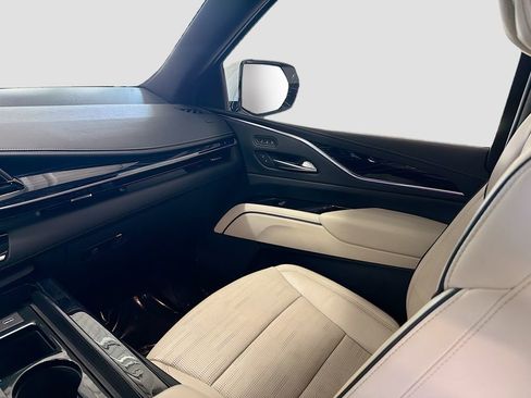 Used 2021 Cadillac Escalade Sport image 25
