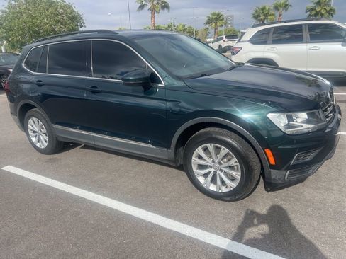 Used 2018 Volkswagen Tiguan SE FWD image 4