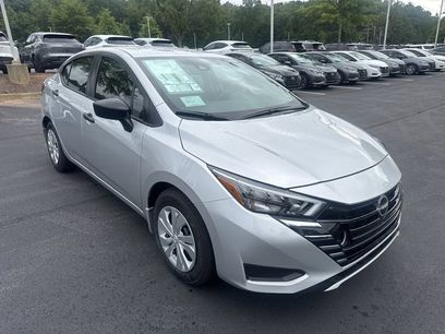New 2025 Nissan Versa S w/ Trunk Package