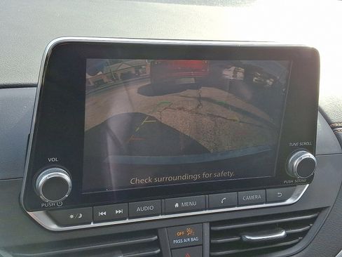 Used 2022 Nissan Altima 2.0 SR image 19