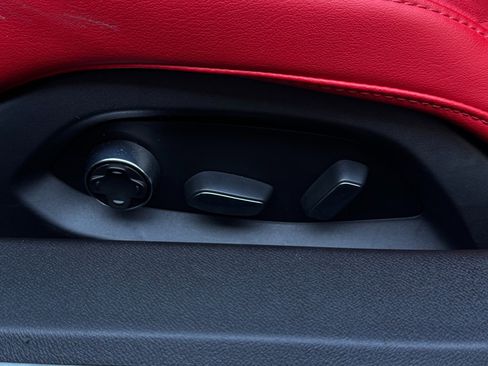 Used 2023 Chevrolet Corvette Stingray Premium Cpe w/ Z51 Performance Package image 79