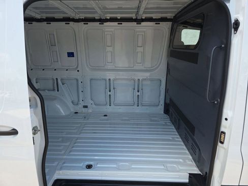 New 2025 Mercedes-Benz Sprinter 2500 image 23