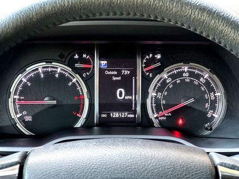 Used 2021 Toyota 4Runner TRD Off-Road Premium AWD/4WD image 25