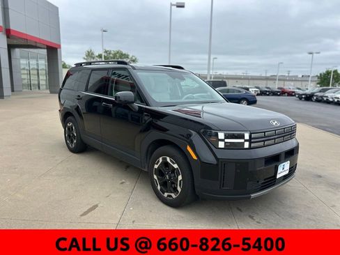 Used 2026 Hyundai Santa Fe SEL image 3