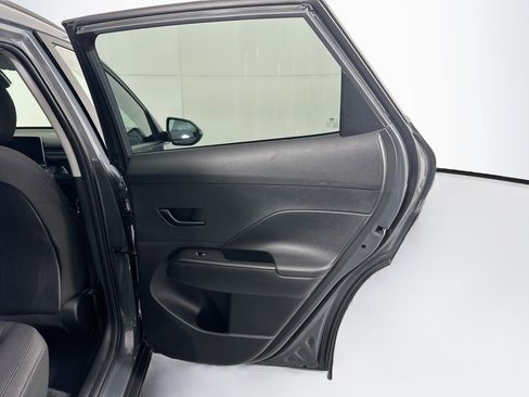 Used 2025 Hyundai Kona SEL FWD image 29
