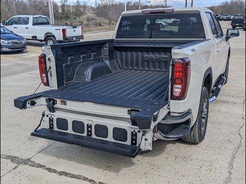 New 2026 GMC Sierra 1500 SLE w/ X31 Off-Road Package image 13