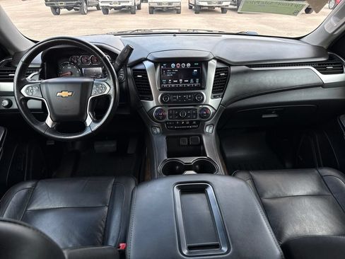 Used 2020 Chevrolet Suburban LT RWD image 5