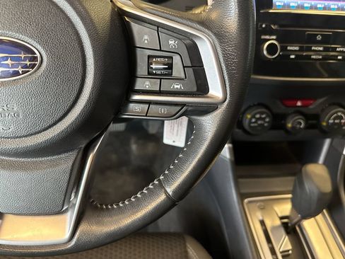 Used 2019 Subaru Forester Premium AWD/4WD image 11