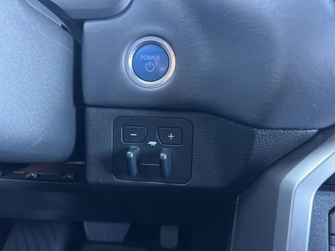 Used 2024 Toyota Tundra Platinum image 18