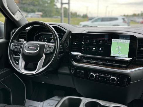 Used 2022 GMC Sierra 1500 Elevation AWD/4WD image 15