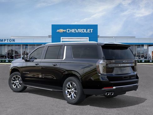 New 2026 Chevrolet Suburban Premier w/ Sun And Tow Package AWD/4WD image 3