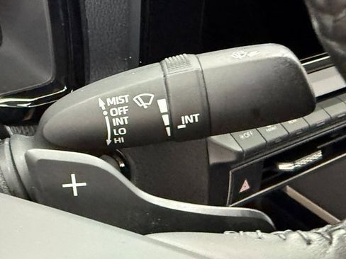 Used 2025 Toyota Camry XSE image 13