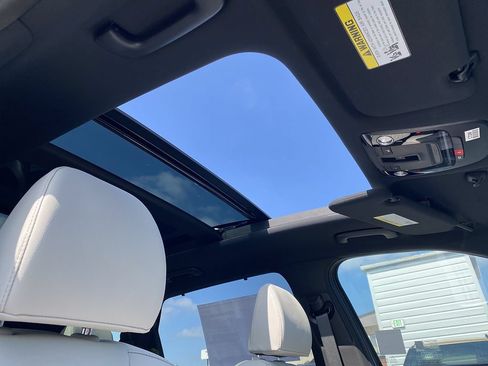 New 2026 Kia Sorento SX Prestige AWD/4WD image 30