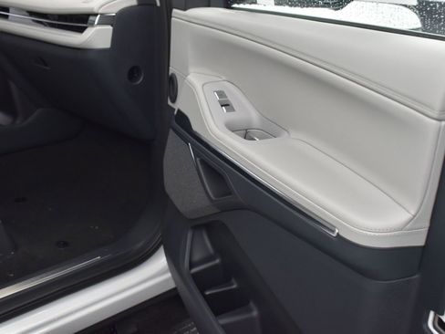 New 2025 Lincoln Navigator L Reserve image 18