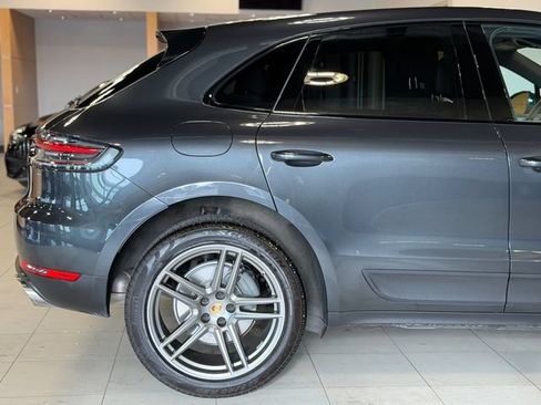 Used 2020 Porsche Macan S w/ Premium Package AWD/4WD image 17