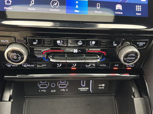 Used 2023 Jeep Grand Cherokee Summit AWD/4WD image 23