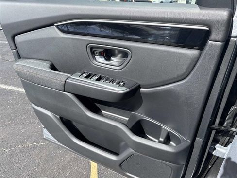 New 2026 Honda Pilot Sport image 11