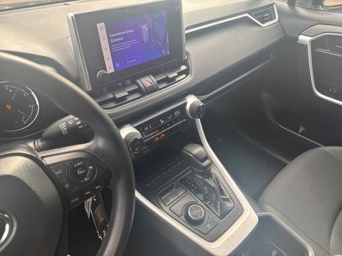 Used 2024 Toyota RAV4 LE image 19