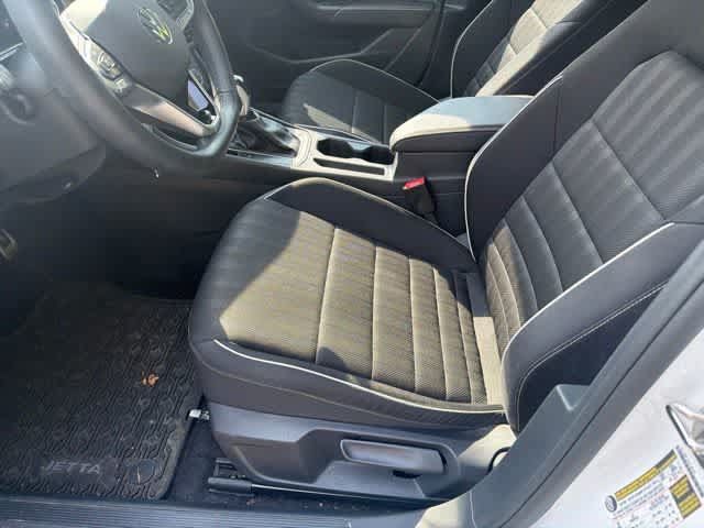 Used 2024 Volkswagen Jetta Sport FWD image 12