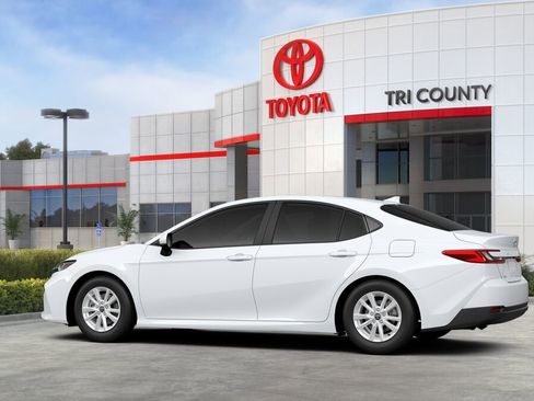New 2026 Toyota Camry LE FWD image 5