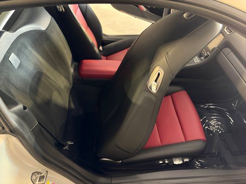 Certified 2024 Porsche 718 Cayman S RWD image 28