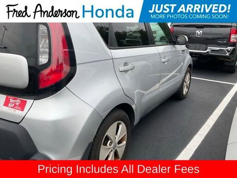 Used 2015 Kia Soul FWD image 5