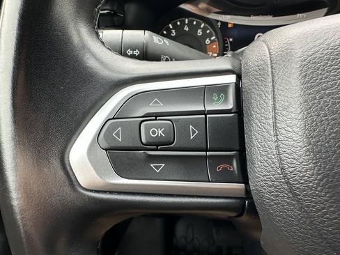 Used 2022 Jeep Compass Latitude w/ Sun and Sound Group AWD/4WD image 52