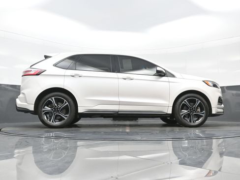 Used 2019 Ford Edge ST w/ Convenience Package image 33