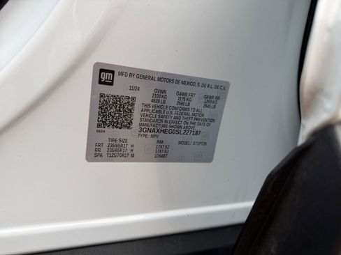 Used 2025 Chevrolet Equinox LT image 28