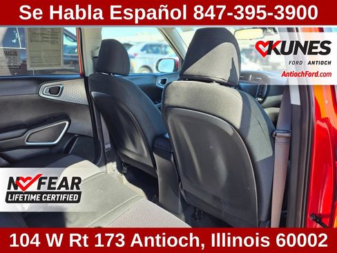 Used 2025 Kia Soul LX w/ LX Technology Package FWD image 32