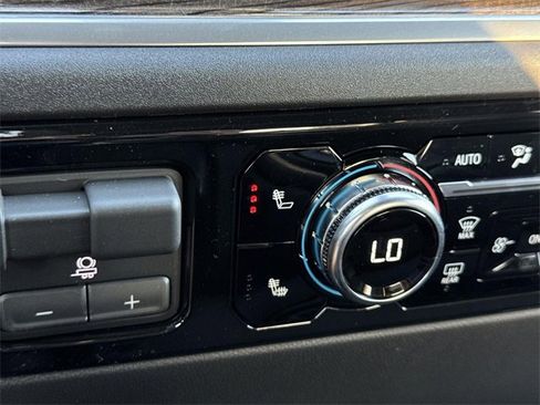 New 2026 GMC Sierra 1500 Elevation image 17