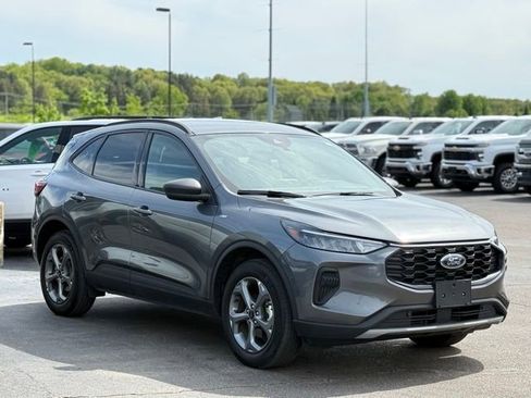 Used 2025 Ford Escape ST-Line AWD/4WD image 31