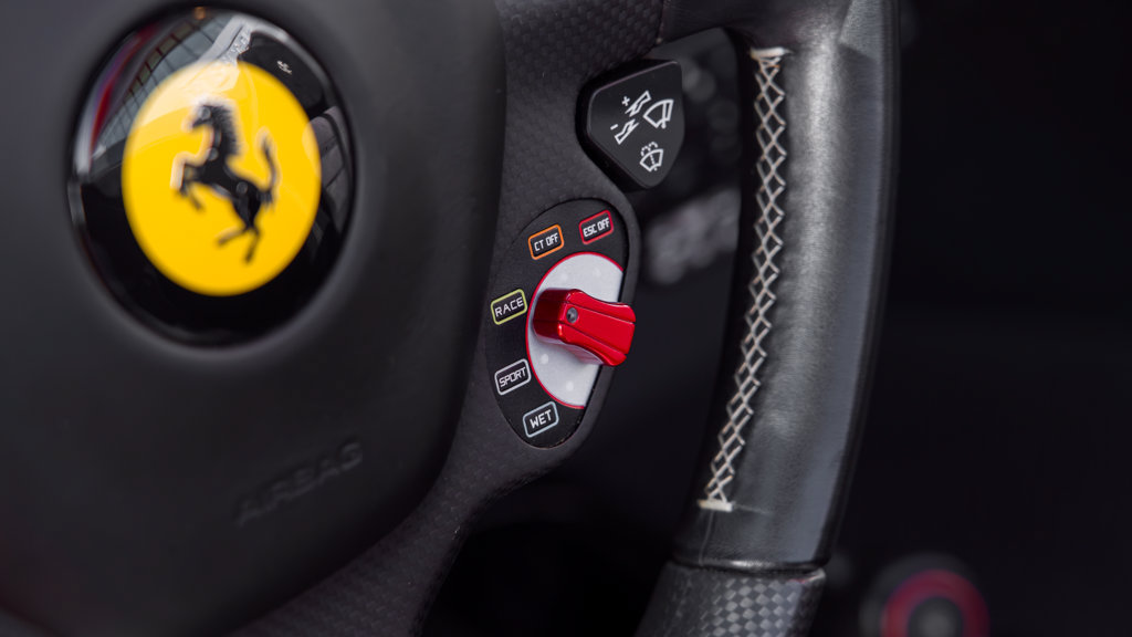 Used 2020 Ferrari 488 Pista Spider RWD image 19