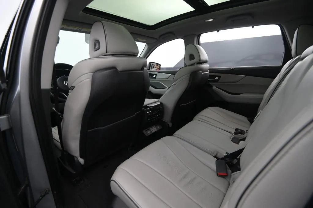 Used 2022 Acura MDX w/ Advance Package AWD/4WD image 43