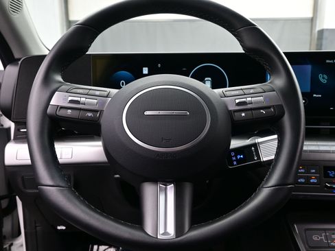 Certified 2026 Hyundai Kona SEL Premium image 23