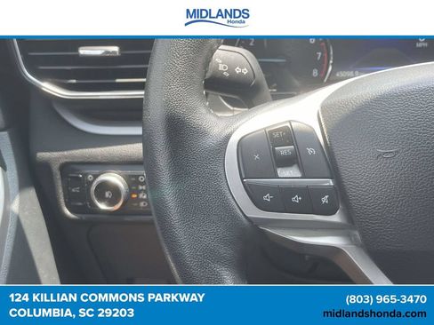 Used 2023 Ford Explorer XLT w/ Equipment Group 202A RWD image 23
