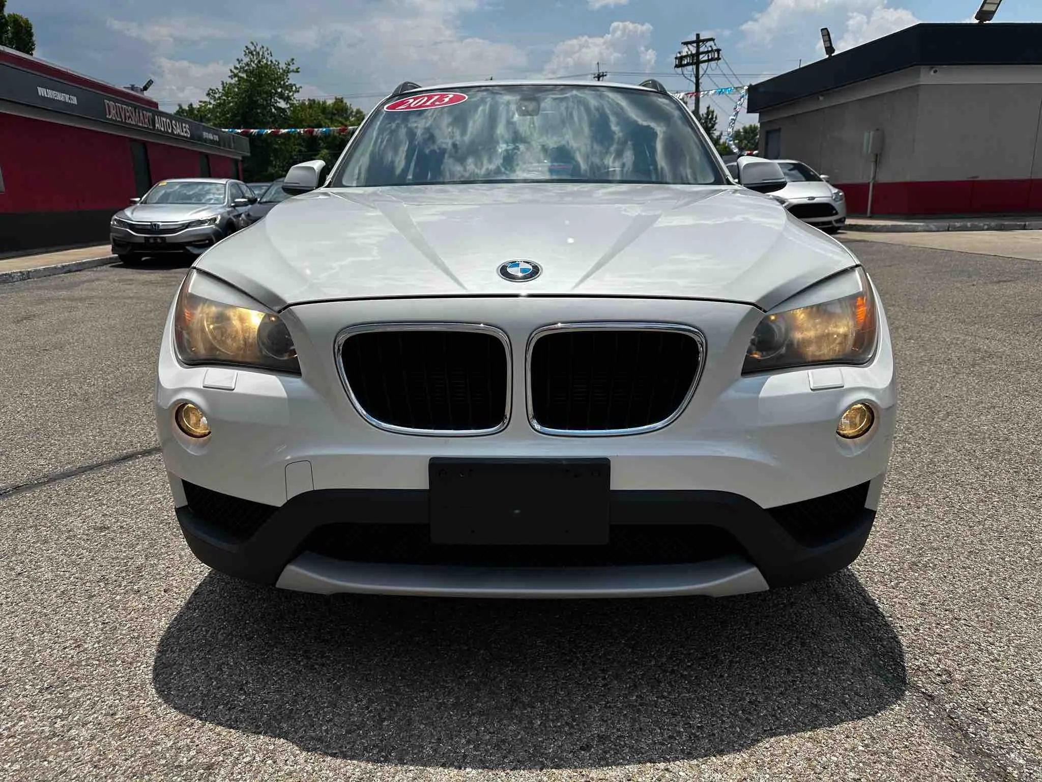 Used 2013 BMW X1 xDrive28i AWD/4WD image 2