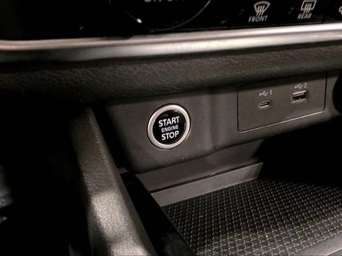 Used 2023 Nissan Rogue SV FWD image 33