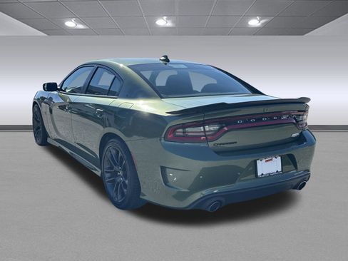 Used 2022 Dodge Charger Scat Pack image 5