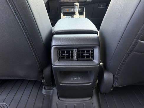 Used 2024 Honda CR-V EX-L image 28