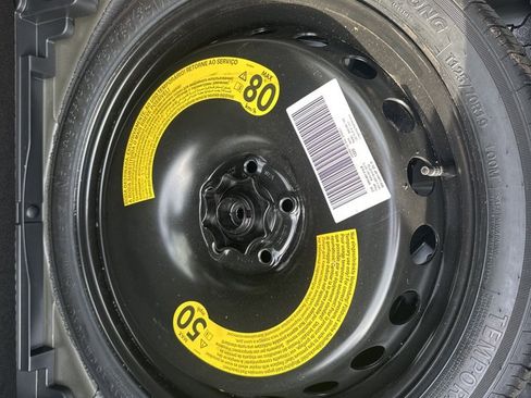 Used 2024 Audi A4 2.0T Premium Plus image 12